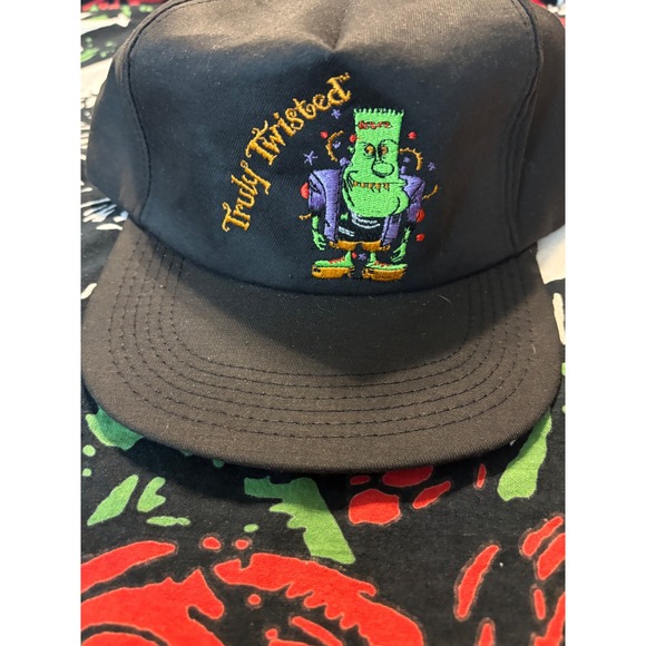 Black Truly Twisted Frankenstein Character Embroidered Snapback Baseball Cap - Picture 4 of 4